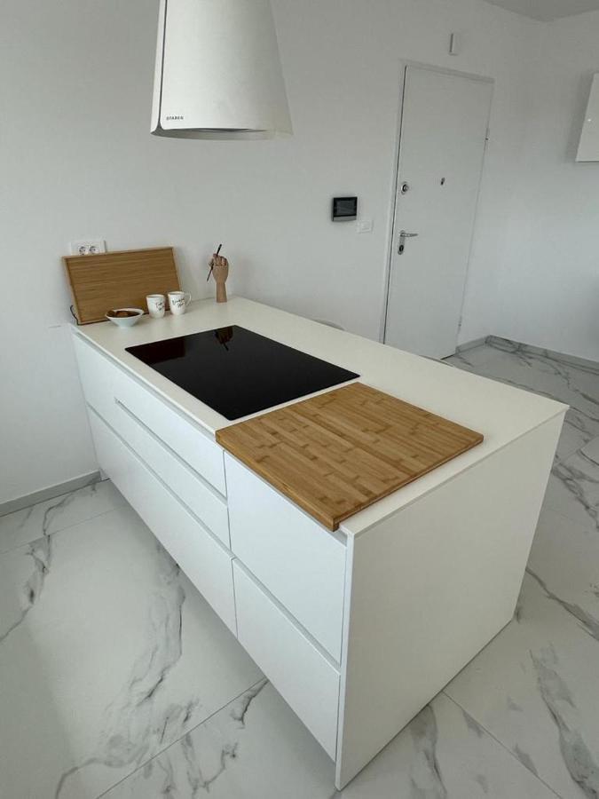 Lavender Tree - Luxury Apartments تروغير المظهر الخارجي الصورة