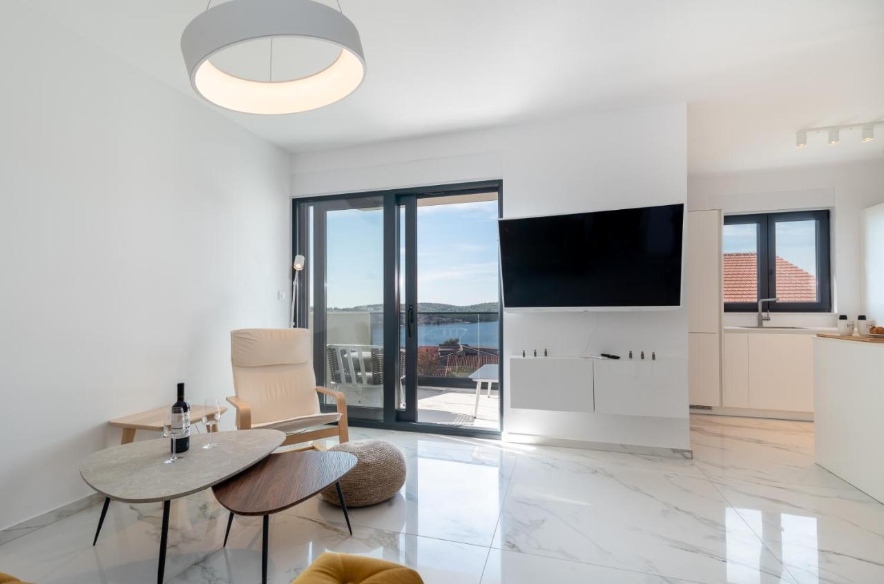 Lavender Tree - Luxury Apartments تروغير المظهر الخارجي الصورة