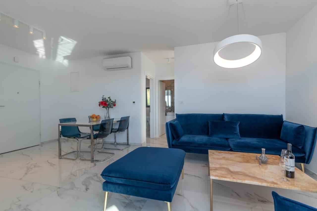 Lavender Tree - Luxury Apartments تروغير المظهر الخارجي الصورة