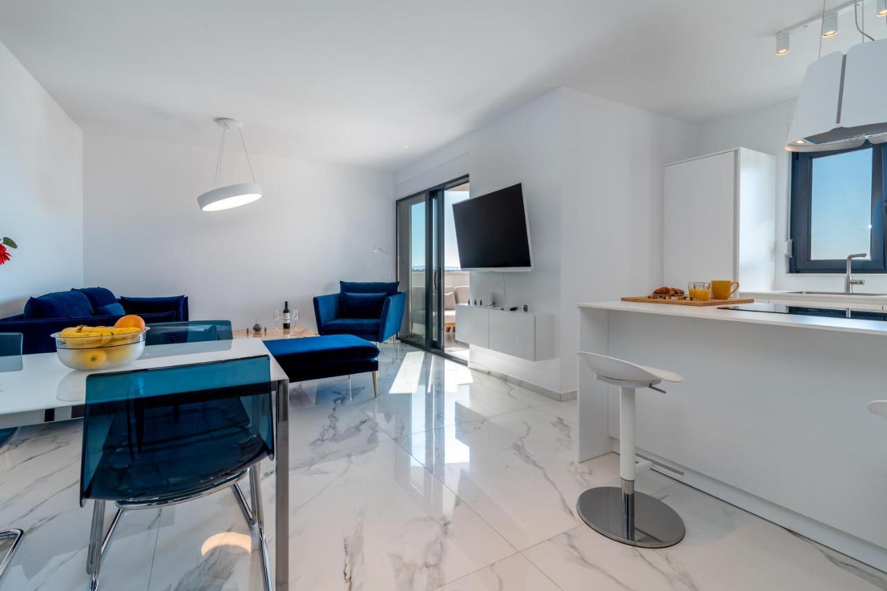 Lavender Tree - Luxury Apartments تروغير المظهر الخارجي الصورة